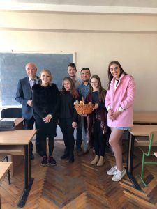 43163322_1920553491391957_7540998622200987648_o