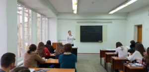 46317738_1922130251424109_4428829868859326464_n