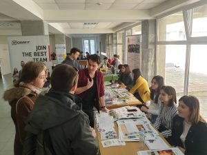 54257298_576904729452452_9062267736272404480_n