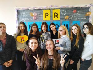 73413189_2432857350375456_3047448226165686272_n